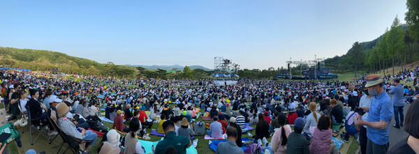 3년 만에 개최된 서원밸리 그린콘서트가 4만2500명이 운집한 가운데 성황리에 개최됐다.