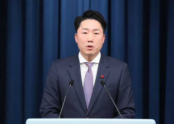 이재명 대통령실 부대변인이 23일 서울 용산 대통령실 청사에서 현안 브리핑을 하고 있다. 2022.12.23./뉴시스