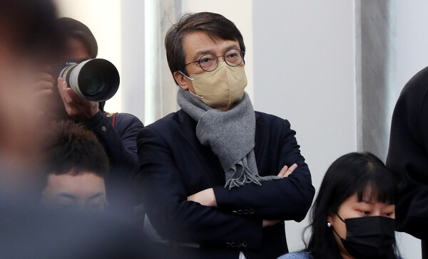 김의겸 더불어민주당 대변인이 16일 오전 서울 여의도 국회에서 열린 최고위원회의에 참석해 있다. 2022.12.16./뉴시스