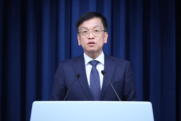 최상목 경제수석이 31일 서울 용산 대통령실 청사 브리핑룸에서 UAE 투자유치 후속조치 점검회의 관련 브리핑을 하고 있다. (대통령실통신사진기자단) 2023.01.31./뉴시스