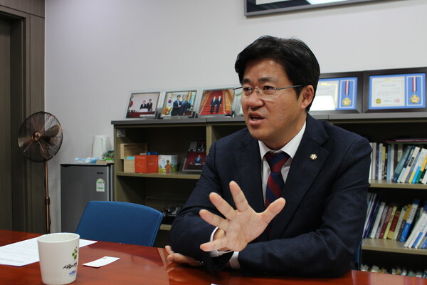 박상혁 더불어민주당 의원. 사진=이종선 기자.