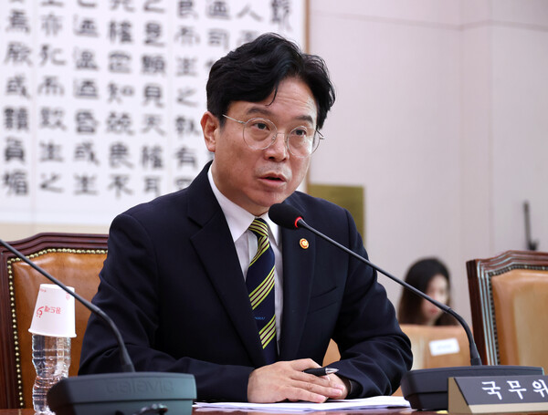 김영훈 고용노동부 장관. 사진=뉴시스