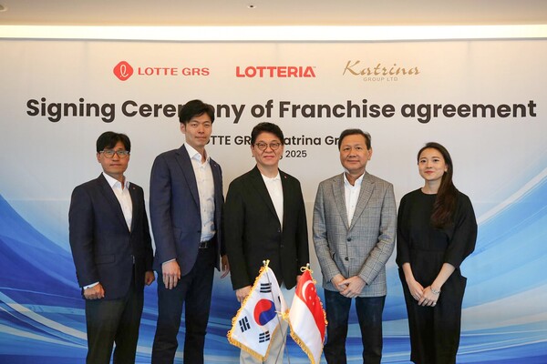 롯데GRS는 싱가포르 진출을 위해 카트리나 그룹과 계약을 체결했다. 사진=롯데GRS