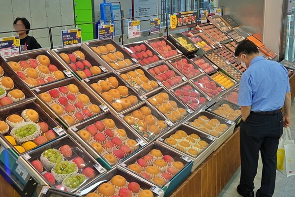 롯데마트는 올 추선 선물 세트를 가성비 있게 마련했다. 사진=롯데마트·슈퍼