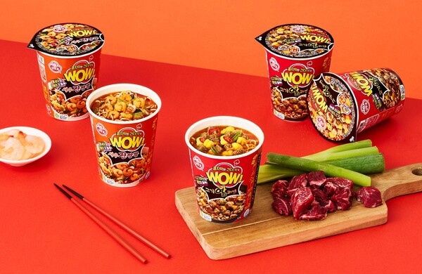 오뚜기 '와우 컵면'의 2종이 출시 두 달 만에 100만개를 돌파했다. 사진=오뚜기