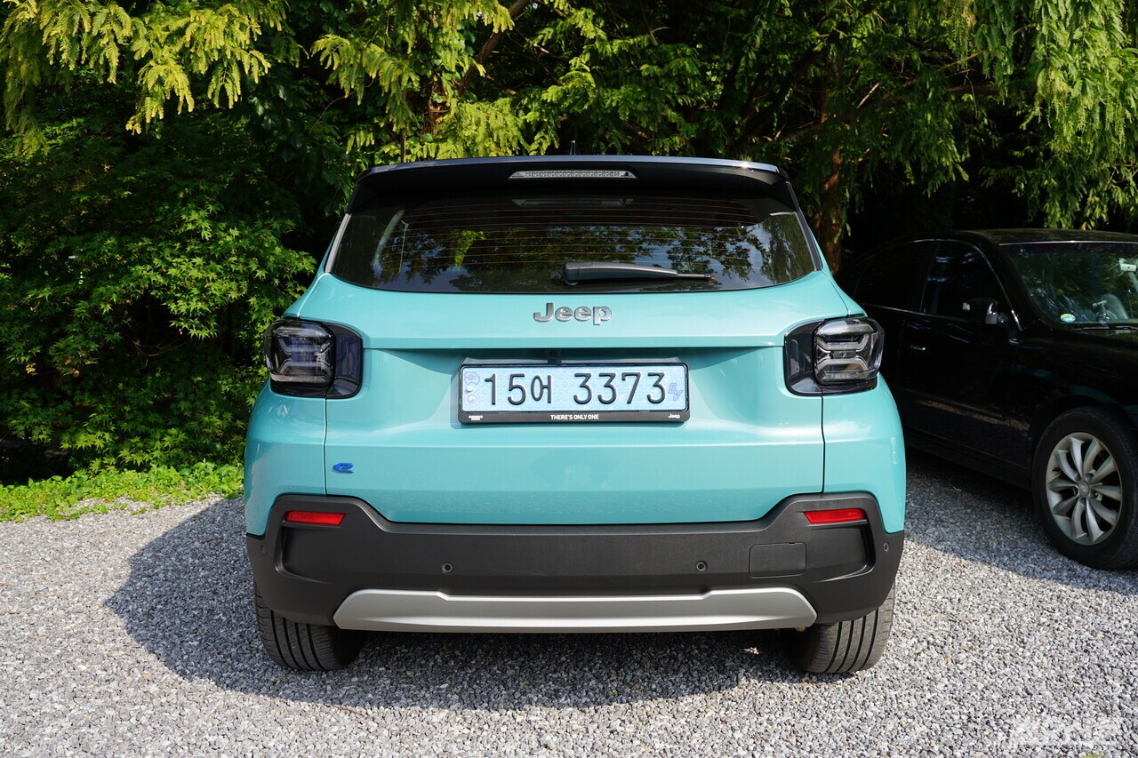 시승기] 지프 최초 전기 SUV 어벤저, 도심과 오프로드의 경계를 허물다 < 자동차/배터리 < IT/산업 < 기사본문 - 월요신문