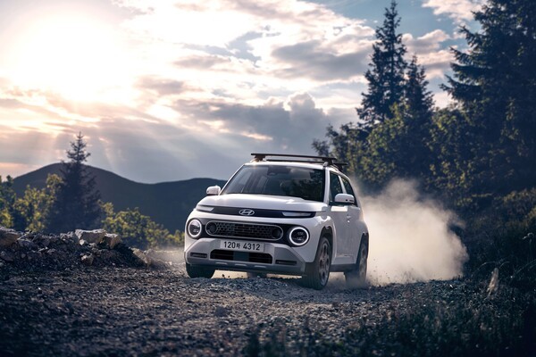 현대자동차가 캐스퍼 출시 4주년을 맞아 9월 30일까지 '캐스퍼 굿즈 디자인 공모전'을 개최하고 우수작으로 선정된 디자인을 상품화해 연말부터 판매한다. 사진=현대자동차