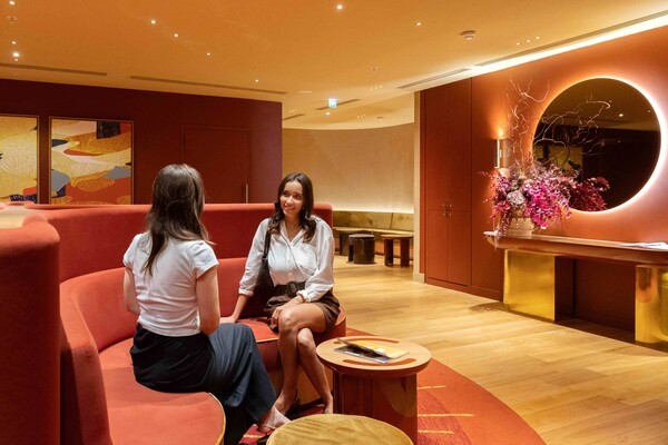 롯데백화점은 프랑스 백화점 '갤러리 라파예트'와 VIP 서비스 제휴를 맺었다. 사진=롯데백화점