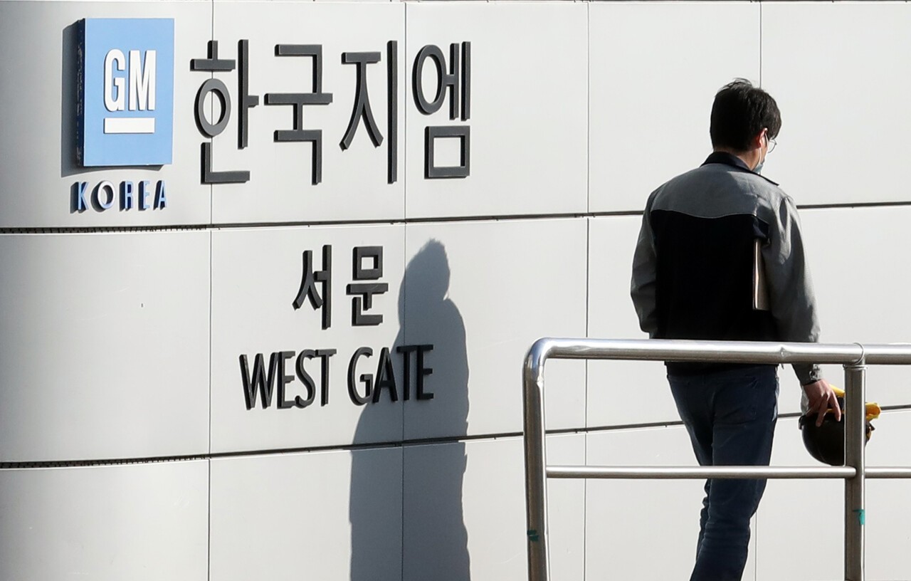 인천 부평에 위치한 한국GM 부평2조립공장 전경. 1일부터 3일까지 하루 4시간씩 부분파업을 벌였다. 사진=뉴시스