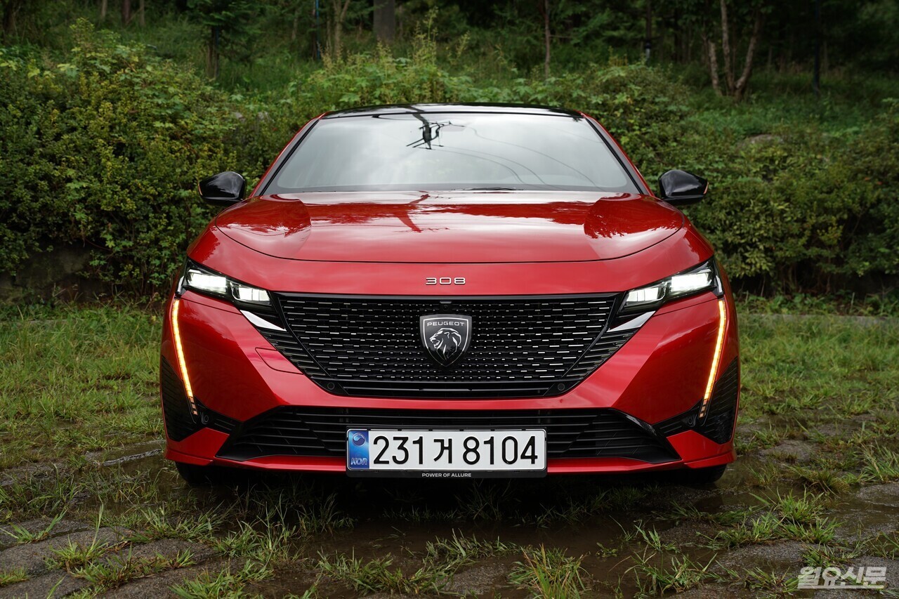 독창적인 디자인으로 사람들의 눈길을 끌게 만드는 디자인을 갖췄다. 사진=김윤겸 기자