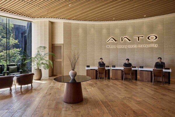 새롭게 단장한 안토 로비. 사진=한화호텔앤드리조트