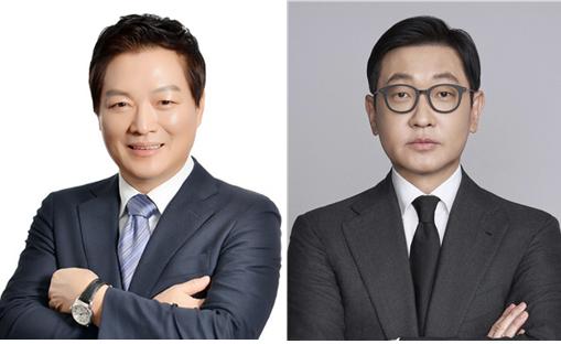 박주형 신세계백화점 대표(왼쪽)와 문성욱 시그나이트 대표. 사진=신세계그룹