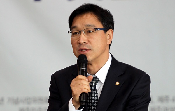 위성곤 더불어민주당 의원. 사진=뉴시스