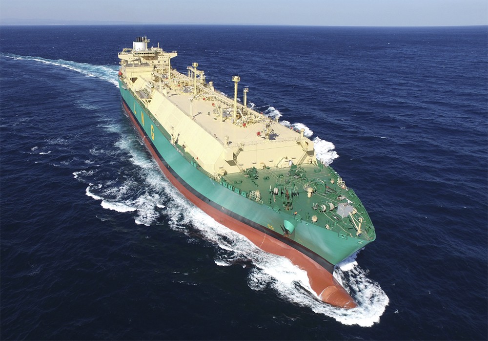 KCC와 HD현대 조선4사가 선박용 수용성 방청·단열 도료를 공동 개발해 탄소배출 저감과 IMO 환경규제 대응 기반을 마련했다. 사진=KCC