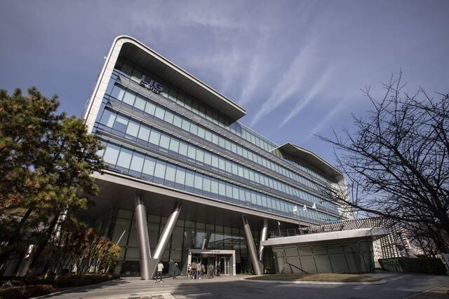 경기도 성남시 판교에 위치한 LIG넥스원 본사 전경. 당사는 '천궁-II'와 차세대 군용 무전기(TMMR) 등 주력 사업이 양산 단계에 진입하며 3분기 매출 1조492억원, 영업이익 896억원을 기록했다. 사진=LIG넥스원