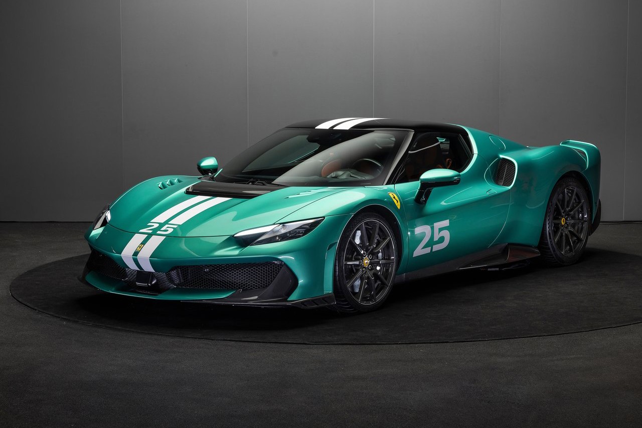 페라리의 하이브리드 스포츠카 '296 스페치알레(296 Speciale)'. 페라리는 3분기 매출 17억7000만유로(약 3조50억원), 영업이익률 28.4%를 기록했다.