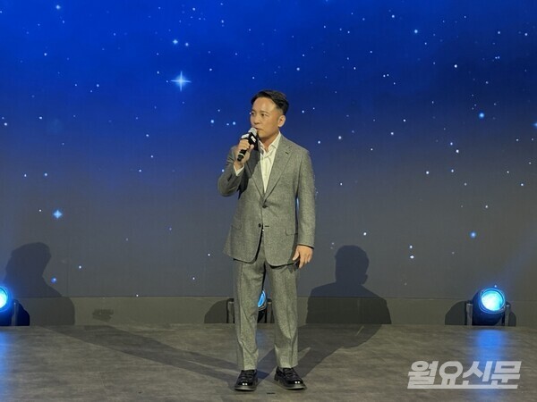 김택진 엔씨 창업자 겸 COO가 새롭게 선보이는 게임들을 통해 장르를 다양화하고 엔씨가 추구하는 게임의 철학에 대해 발표했다. 사진=이상훈 기자