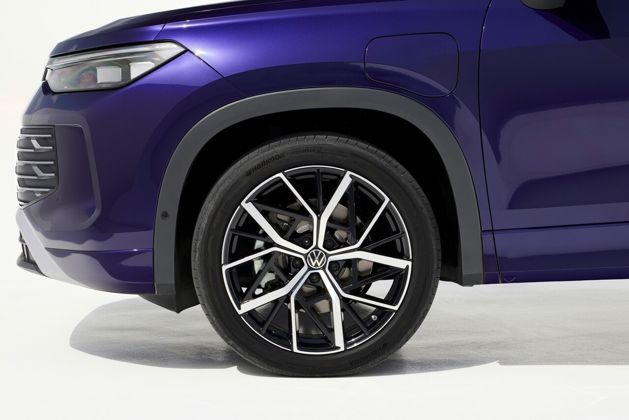 한국타이어는 폭스바겐 신형 SUV '타이론'의 신차용 타이어로 '벤투스 에보 SUV'를 공급하며 초고성능 SUV 타이어 라인업을 확대했다. 사진=한국타이어