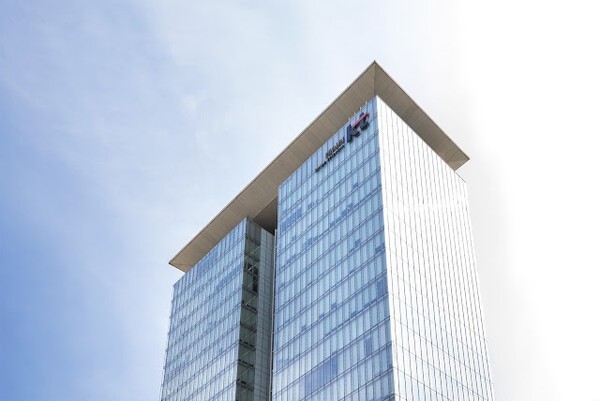 KT의 차기 CEO 공개모집이 16일 마감됐다. 현재 30여 명의 지원자가 몰리면서 주요 후보들의 하마평이 오르내리고 있다. 무엇보다 새 CEO는 독립적인 회사 경영 강화와 해킹·보안 사고의 수습 등 취임 직후 저리해야  할 문제점이 즐비하다. 사진=KT