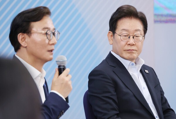 <b>통일교</b> 금품 수수 <b>의혹</b> '전재수 해수부 장관' 사의 표명