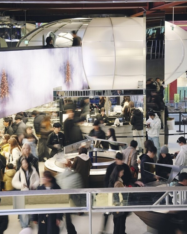 블루엘리펀트, 중국인 무비자 입국 이후 중국인 매출 급성장 - 뉴스 썸네일 이미지