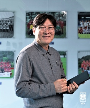 <b>대한축구협회</b>, 신설 기술<b>총괄이사</b> <b>이임생</b> 선임