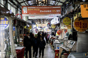 '배드뱅크·금융당국 개편'에 밀린 '제4<b>인뱅</b>'…연내 설립 불투명?